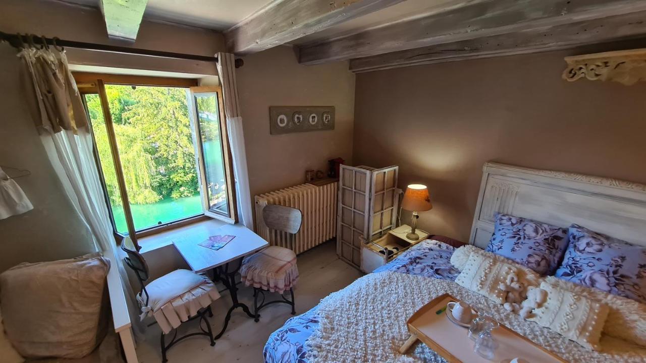 Le Doux Nid Bed & Breakfast Chanaz Luaran gambar