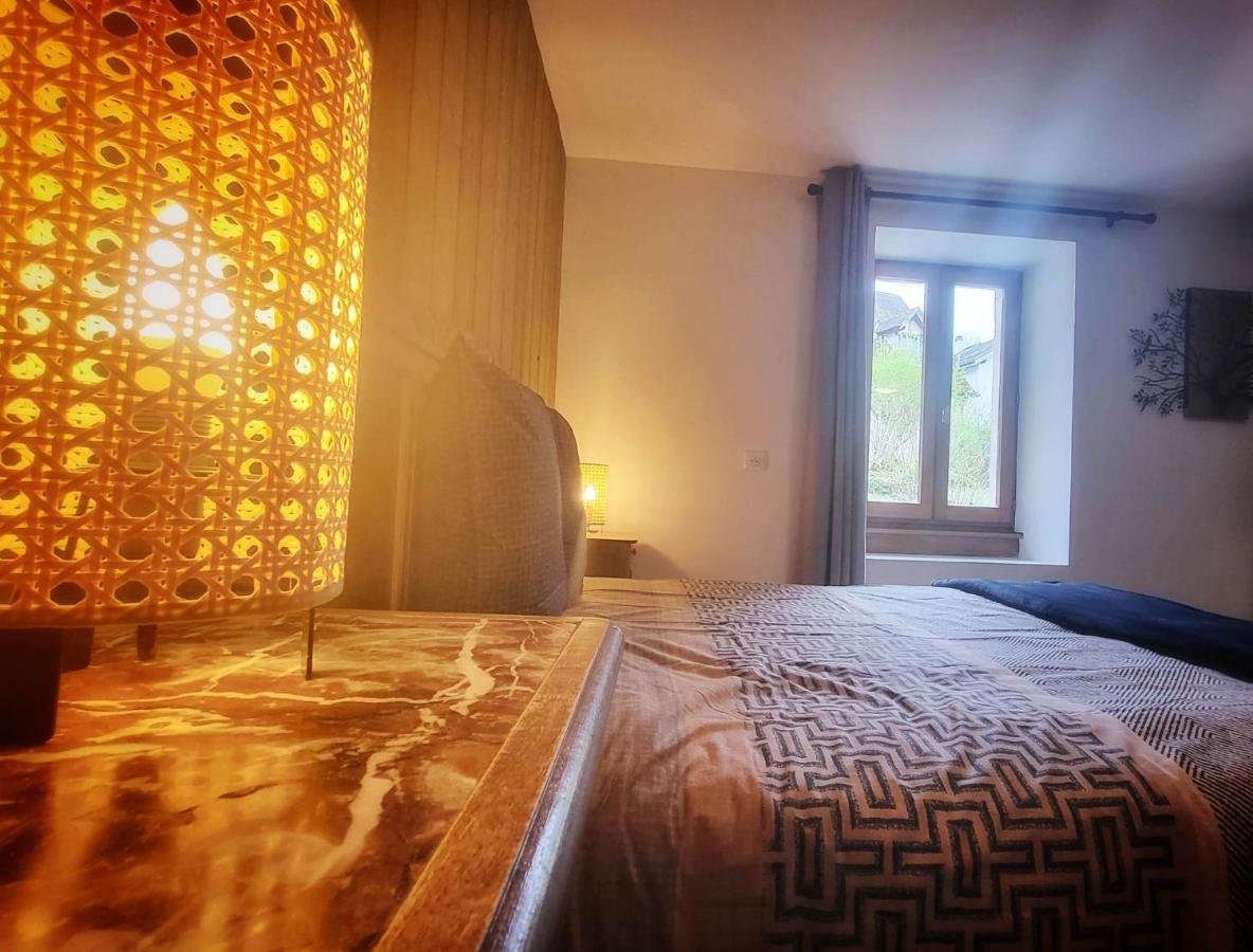 Le Doux Nid Bed & Breakfast Chanaz Luaran gambar