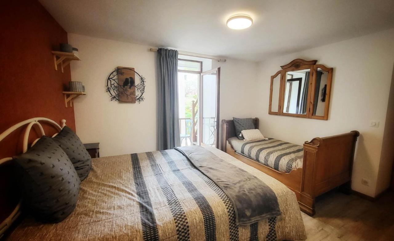 Le Doux Nid Bed & Breakfast Chanaz Luaran gambar