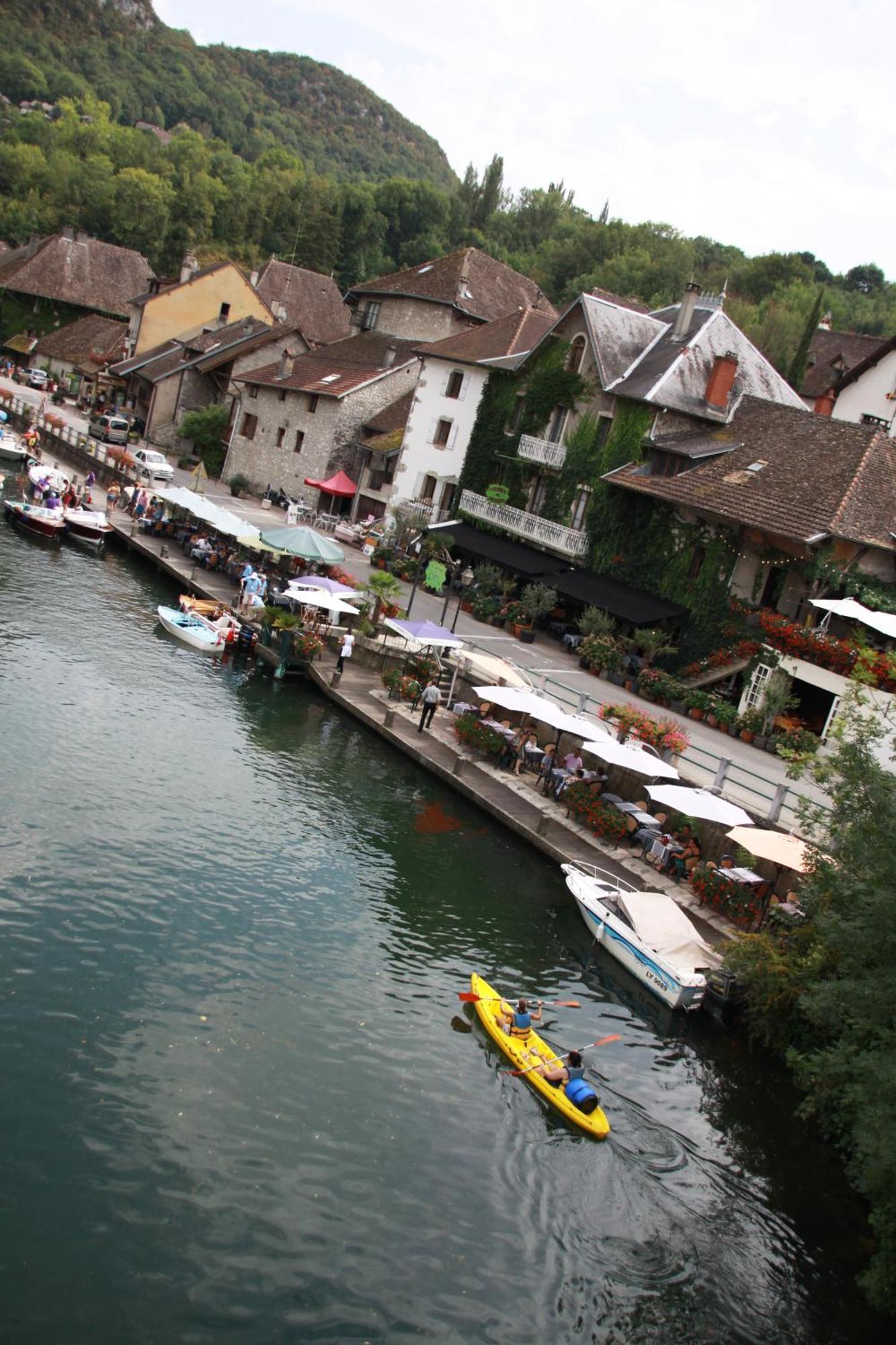 Le Doux Nid Bed & Breakfast Chanaz Luaran gambar